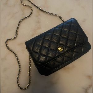 Chanel wallet on a chain purse